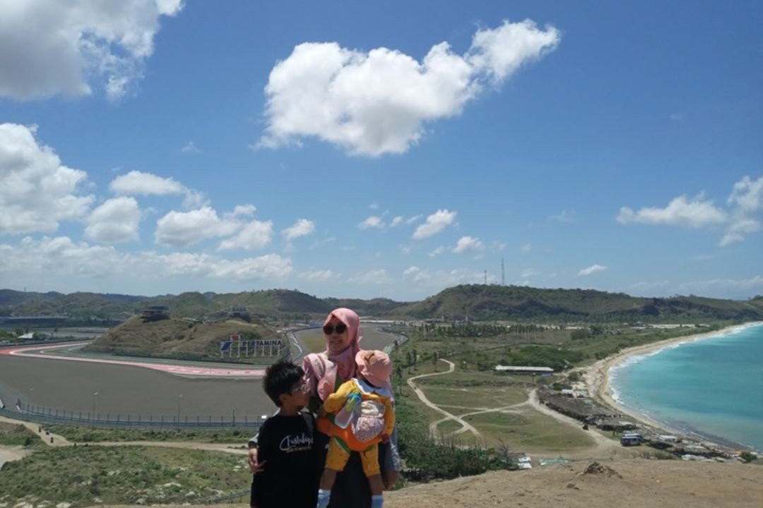 Liburan Praktis Klien dengan Layanan Rental Mobil Lombok